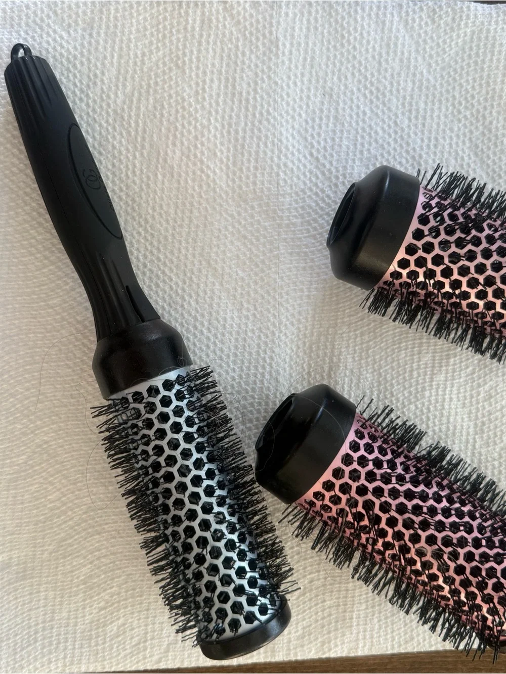 Unbranded Hot Pink & White Round Vent Brush Set for Styling